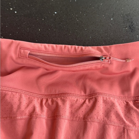 Athleta Coral Shorts - Picture 9 of 10